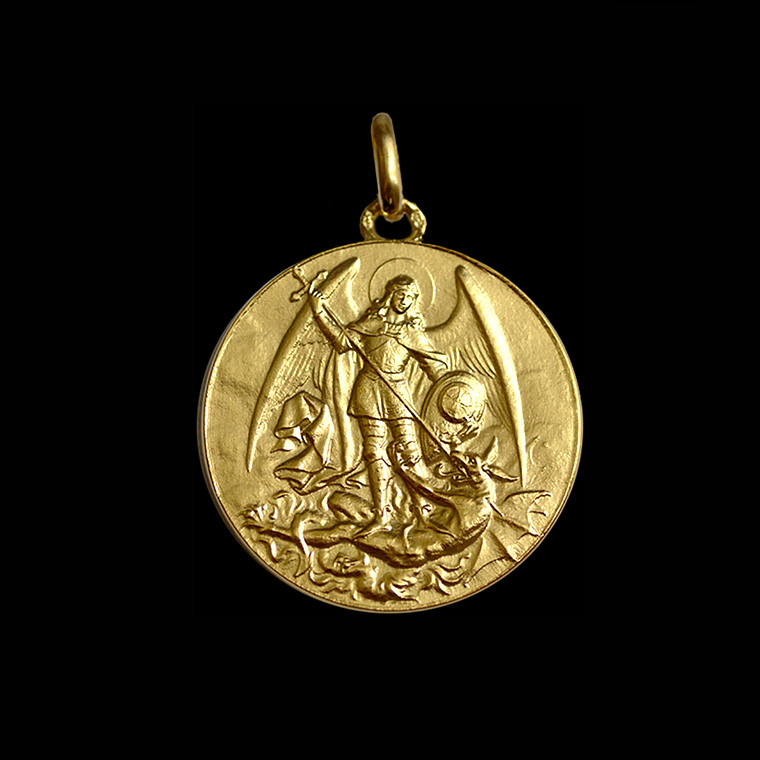 Médaille St Michel - or 18k - Travail artisanal à Paris depuis 1827
