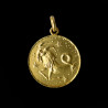 médaille or signe capricorne