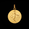 medaille or femme