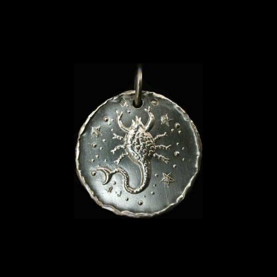 pendentif zodiaque scorpion