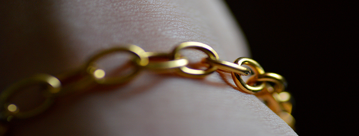 gold bracelets and chain bracelets
