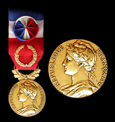 Medaille officielle d'honneur du travail 40 ans